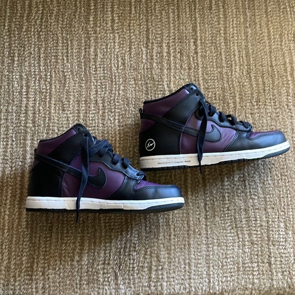 Other - Nike Dunks 3Y